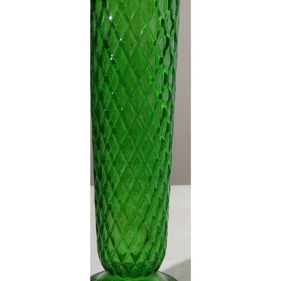 Vintage E.O Brody, green Emerald diamond cut tall vase - Picture 2 of 7